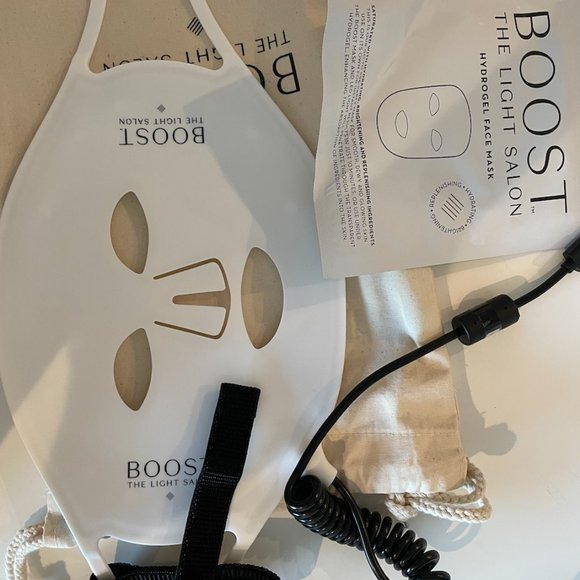 BOOST LED FACE MASK - Picture 2 of 2